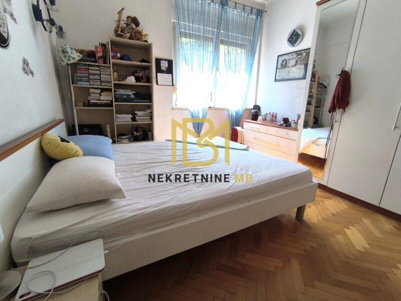 Prodajemo trosoban stan s dnevnim boravkom u Splitu,92m2,Manuš