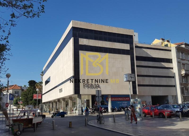 Prodajemo dvosoban stan u Centru grada,Split,67m2