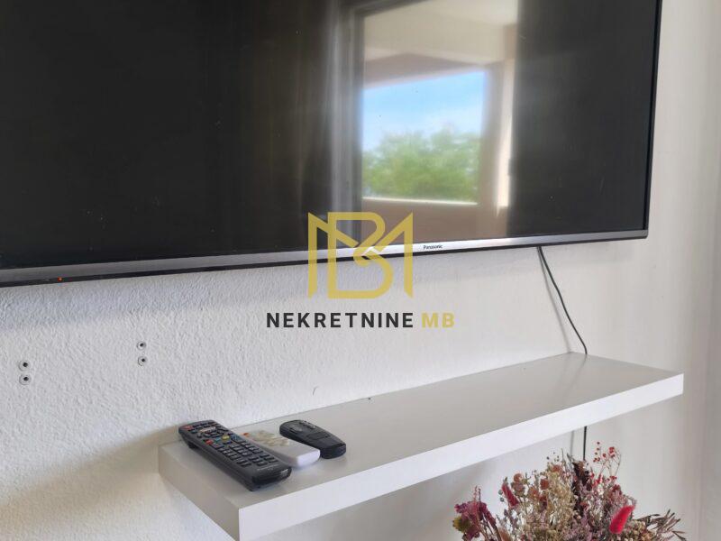 Prodajemo predivnu kuću u Kaštel Sućurcu, 686 m2