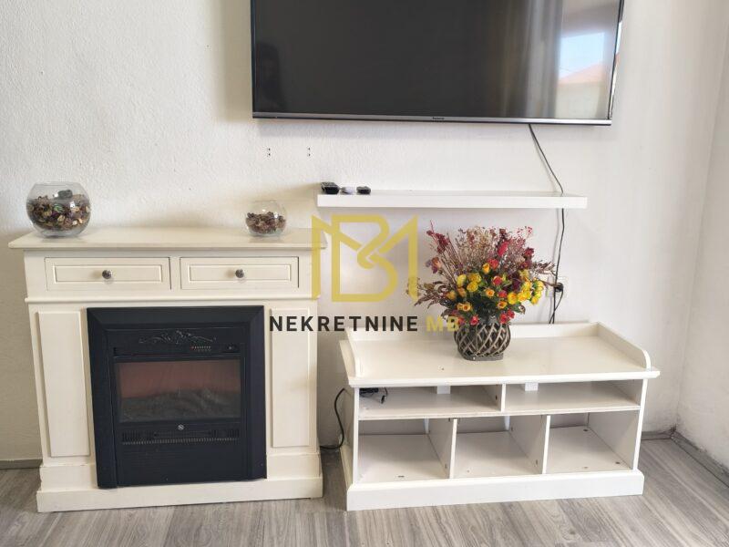 Prodajemo predivnu kuću u Kaštel Sućurcu, 686 m2