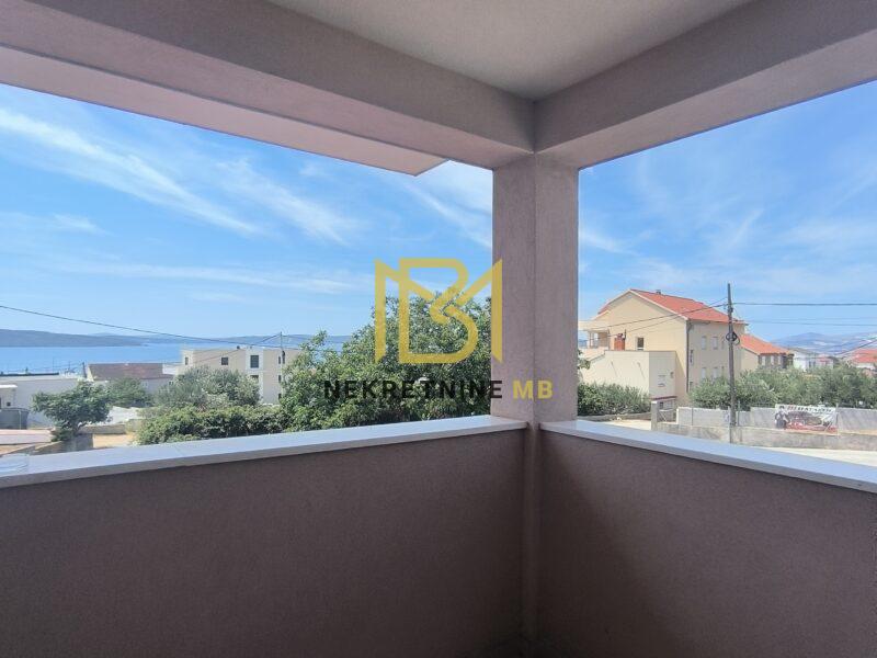Prodajemo predivnu kuću u Kaštel Sućurcu, 686 m2