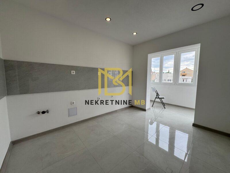 Prodajemo dvosoban stan s dnevnim boravkom,Split,60m2