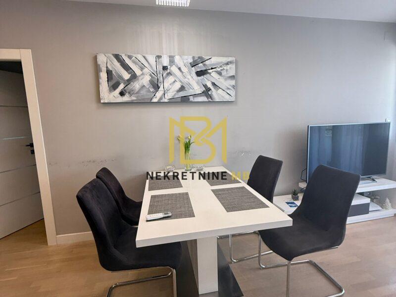 Prodajemo dvosoban stan sa dnevnim boravkom, Split, 58m2