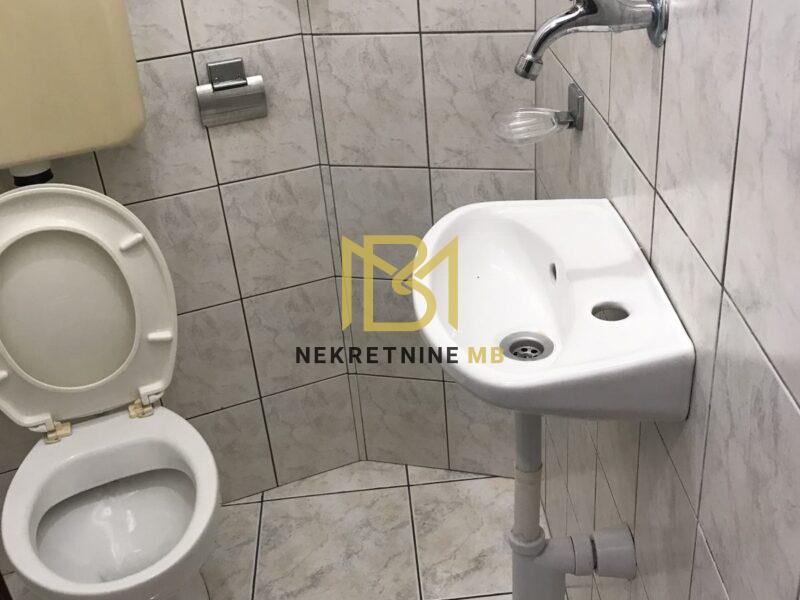 Prodajemo kamenu kuću na Šolti,75m2