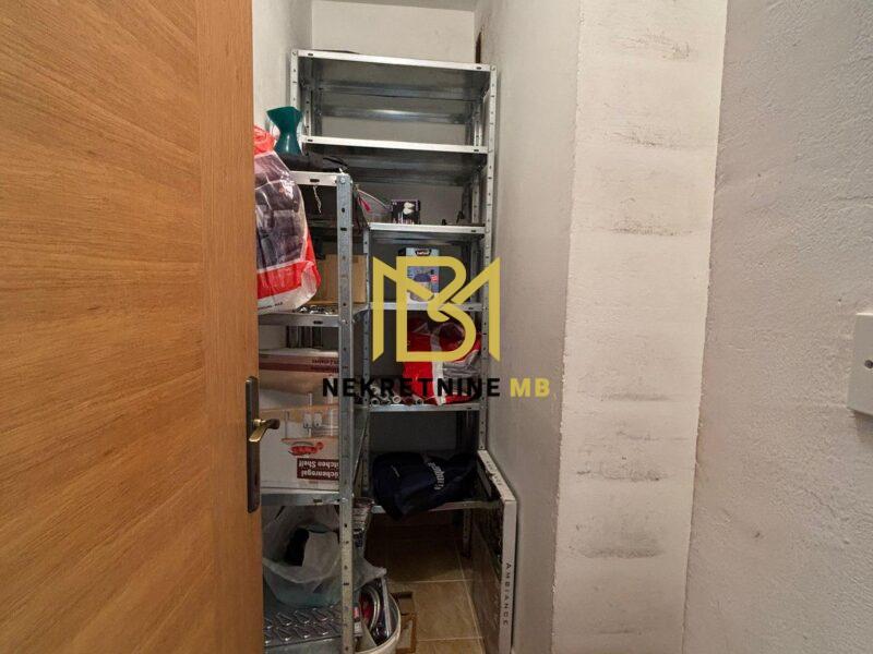 Prodajemo jednosoban stan u Splitu,predio Kocunar,41m2