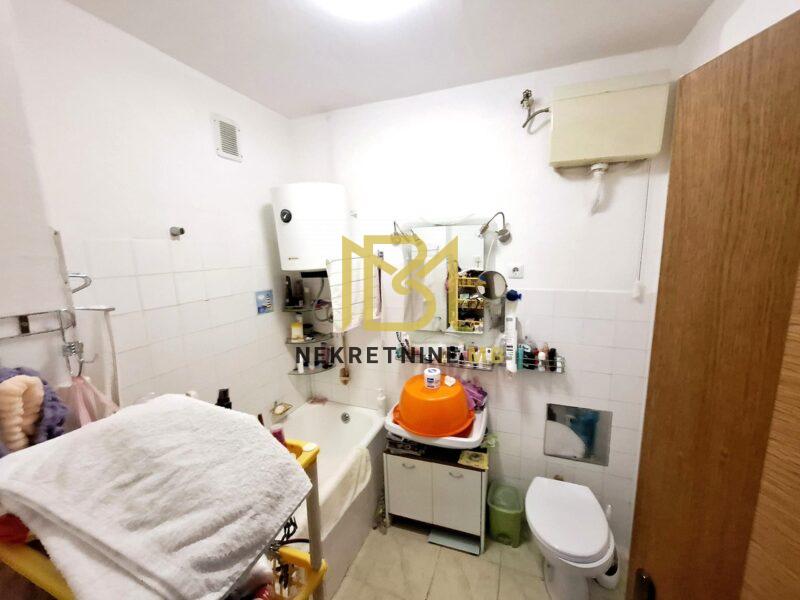 Prodajemo jednosoban stan u Splitu,predio Kocunar,41m2