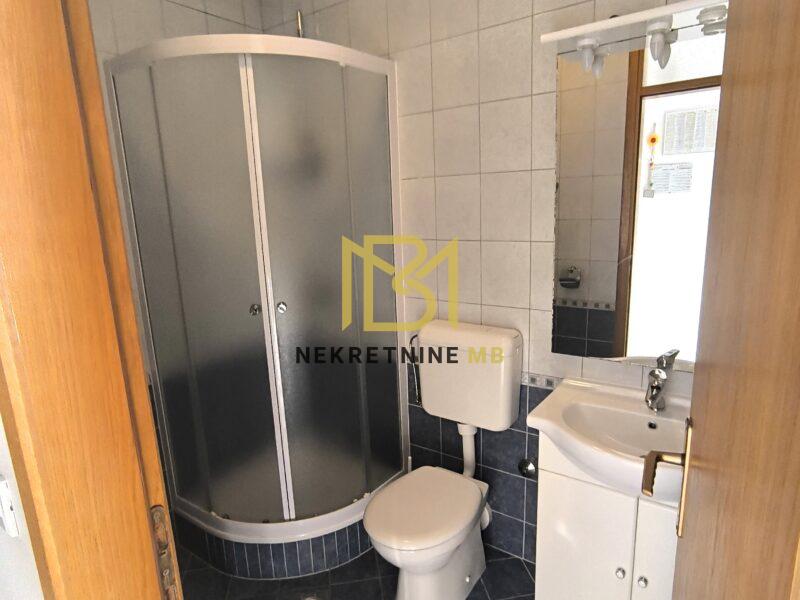 Trogir, Arbanija, 82.00 m2, 2. kat, etažirano, u funkciji turizma (prodaja)