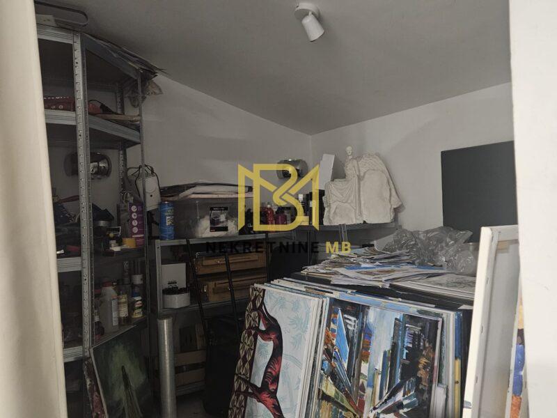 Prodajemo poslovni prostor u blizini suda 22m2