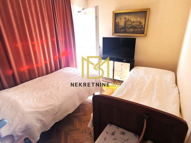 Prodajemo dvosoban stan u Splitu, predio Gripe, 52m2