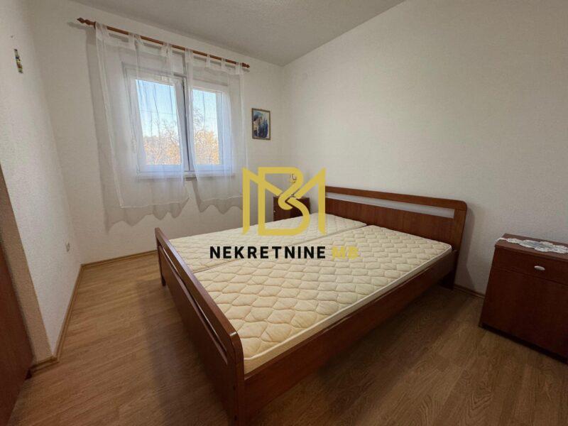 Prodajemo namješten jednosoban stan s dnevnim boravkom,45m2