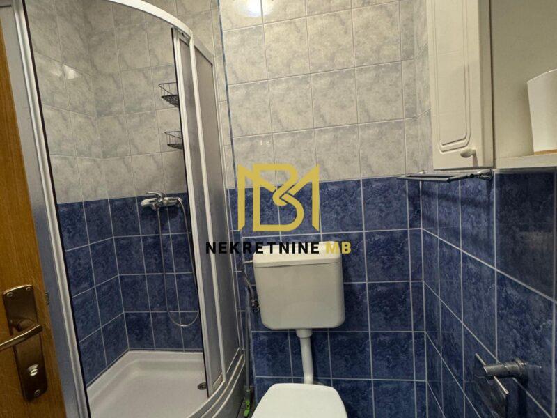 Prodajemo namješten jednosoban stan s dnevnim boravkom,45m2