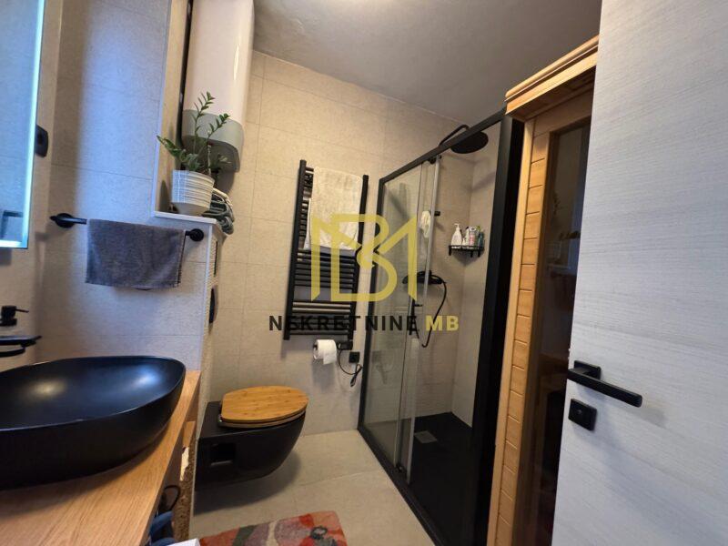 Prodajemo uređen i namješten jednosoban stan s dnevnim boravkom,Split,54m2