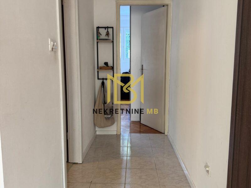 Prodajemo uređen i namješten jednosoban stan s dnevnim boravkom,Split,54m2