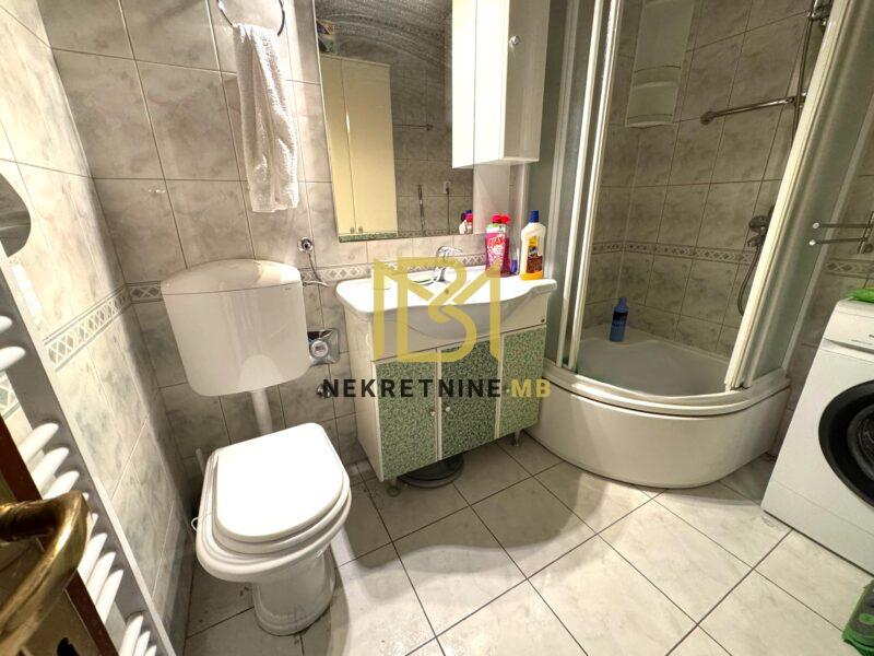 Prodajemo dvosoban stan s dnevnim boravkom,Mertojak,74m2