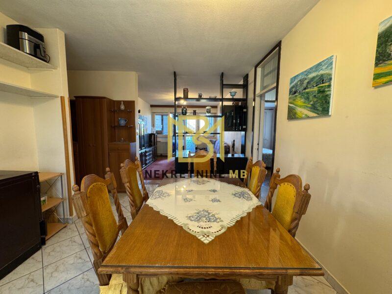 Prodajemo dvosoban stan s dnevnim boravkom,Mertojak,74m2