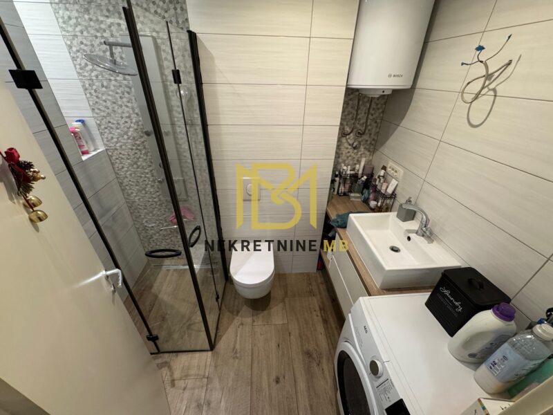 Prodajemo uređen dvosoban stan s dnevnim boravkom,Solin,+2PM