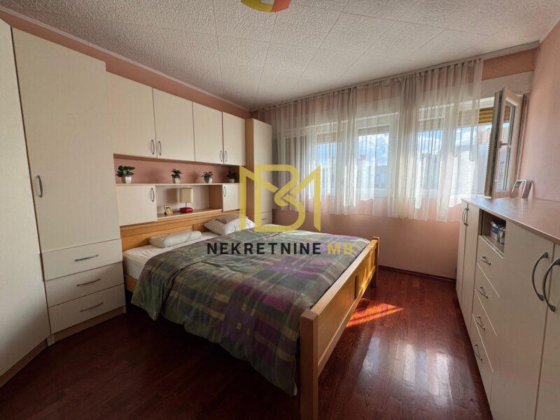 Prodajemo namješten dvosoban stan u Splitu,Lučac,53m2