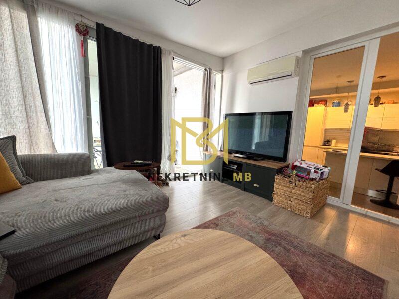 Namješten jednosoban stan s dnevnim boravkom,Mertojak,44m2