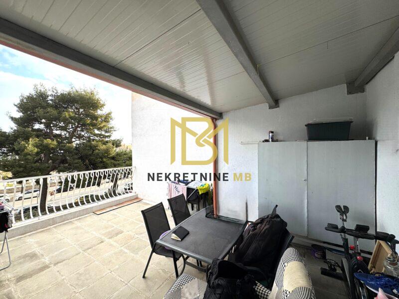 Namješten jednosoban stan s dnevnim boravkom,Mertojak,44m2