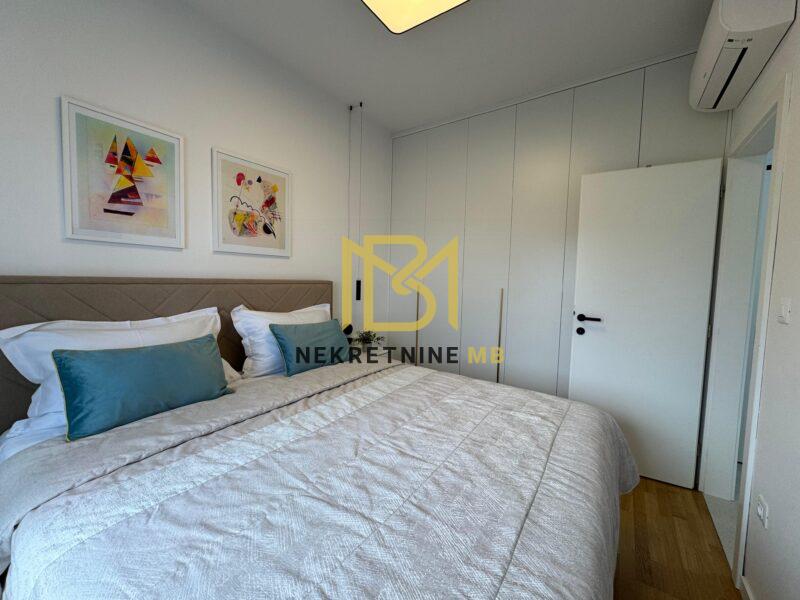 Prodajemo namješten jednosoban stan u Trogiru,55m2 + 58m2