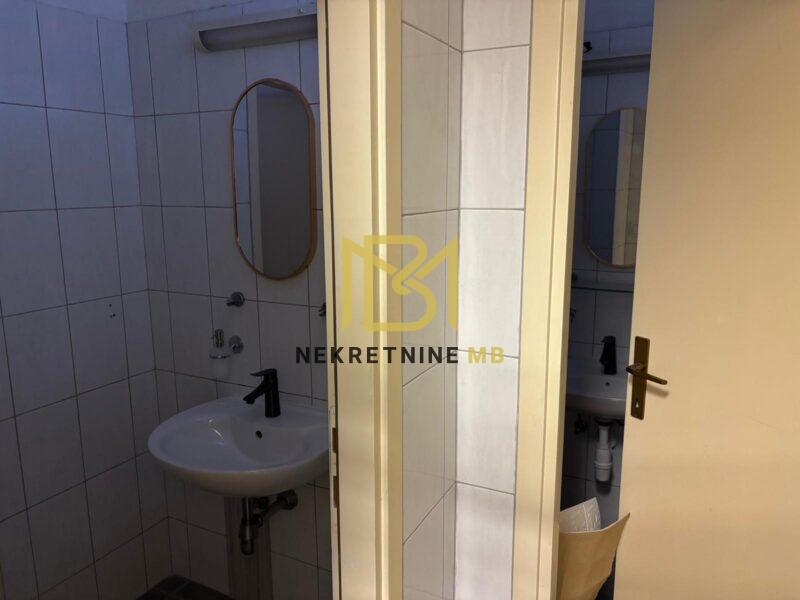 Iznajmljujemo uredski poslovni prostor u Splitu 65m2