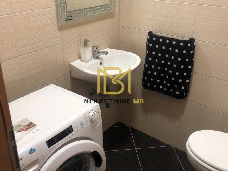 Iznajmljujemo potpuno namješten stan u Splitu, površine 76m2