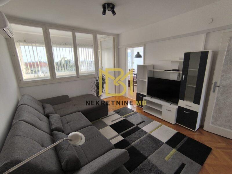 Iznajmljujemo potpuno namješten stan u Splitu, predio Dobri, 60m2