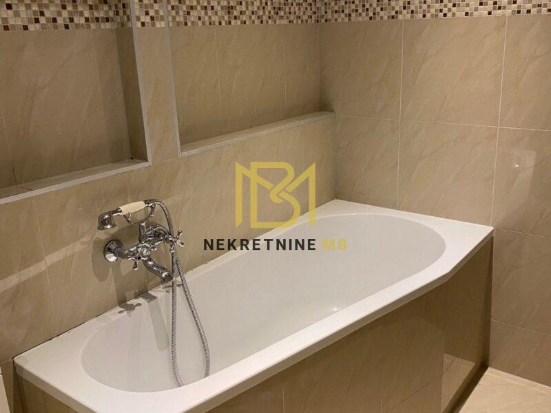 Iznajmljujemo garsonijeru sa terasom u Varošu, površina 32m2