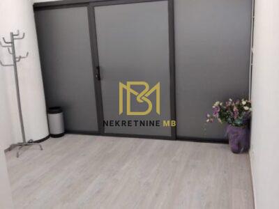 Iznajmljujemo uredski prostor 14 m2 u Splitu, u blizini suda