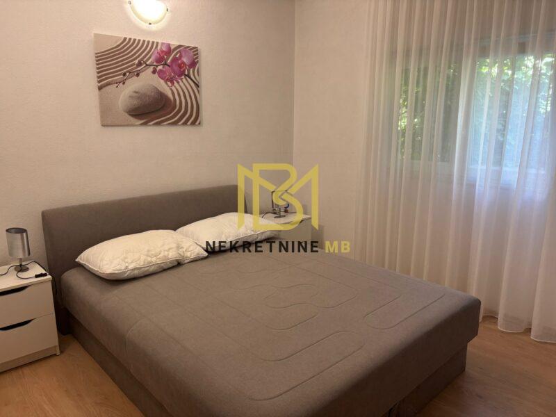 Prodajemo samostojeću kuću u blizini Trogira, površine 224m2