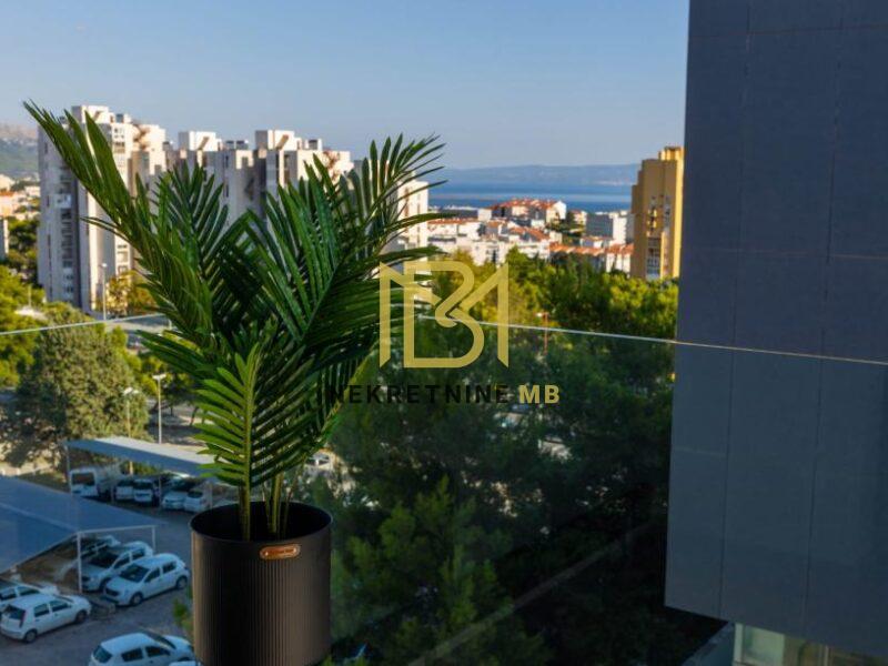 Iznajmljujemo potpuno namješten stan s balkonom na Visokoj, površine 53m2