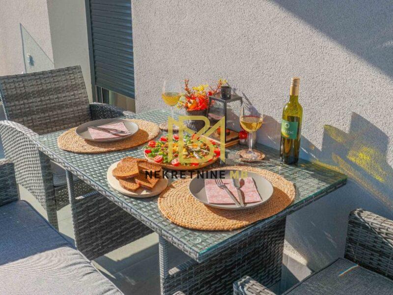 Iznajmljujemo potpuno namješten stan s balkonom na Visokoj, površine 53m2