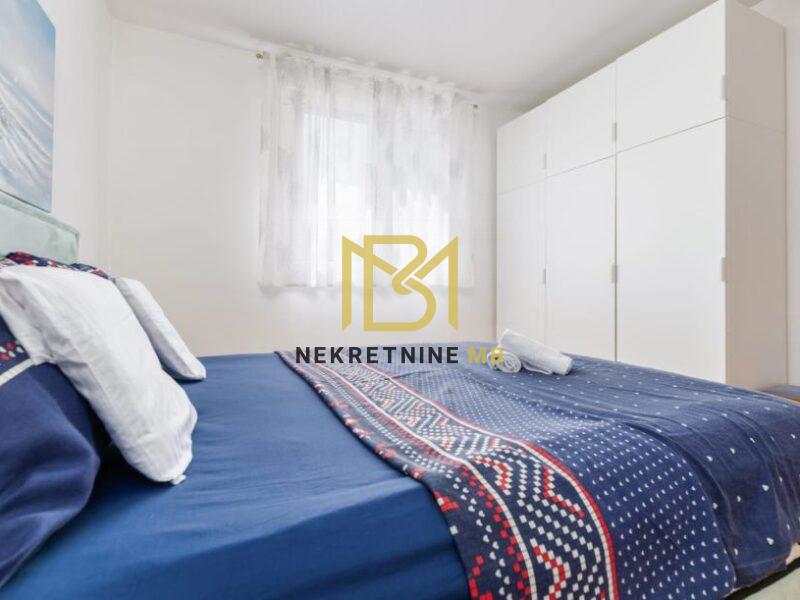 Prodajemo potpuno namješten stan u Splitu, površine 84m2