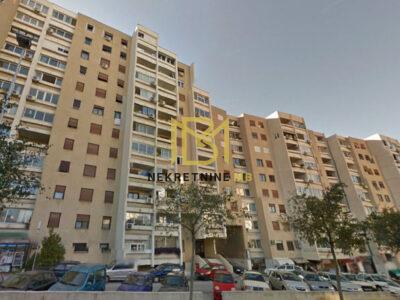 Ekskluzivno prodajemo višenamjenski poslovni prostor u Splitu na frekventnoj lokaciji