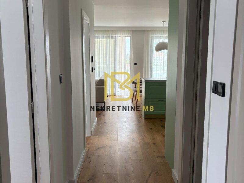 Iznajmljujemo namješten, dvosobni stan u Splitu, predio Sirobuja, površine 57m2