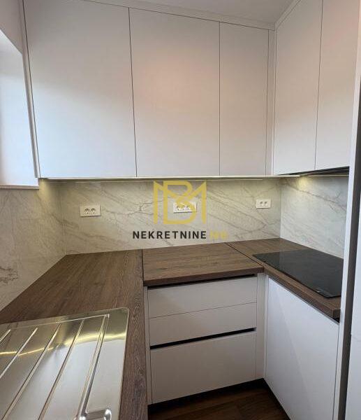 Iznajmljujemo potpuno namješten u Splitu, predio Sućidar, površine 56m2