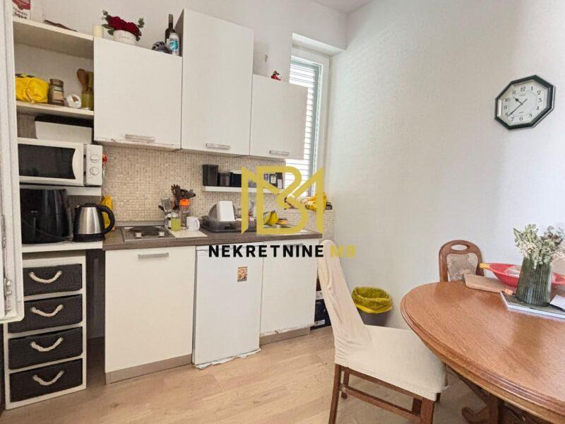 Iznajmljujemo stan u Splitu, predio Bačvice, površine 35m2