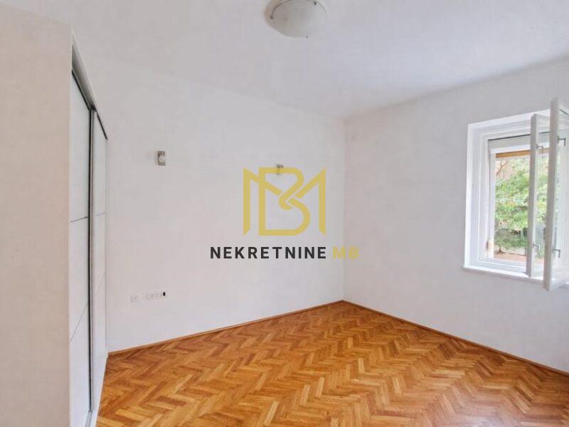 Prodajemo nenamješten stan u Splitu, predio Manuš, površine 38m2