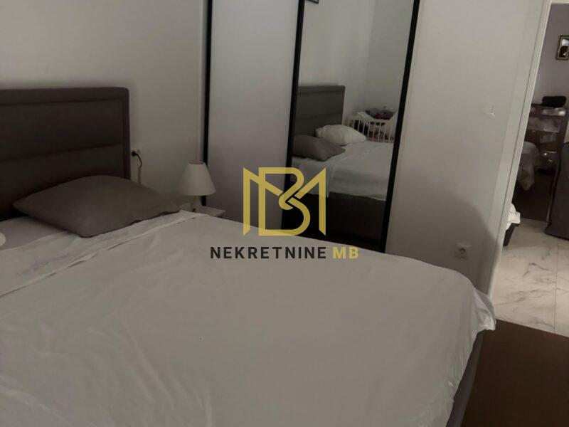 Prodajemo trosoban namješten stan u novogradnji, površine 88 m2