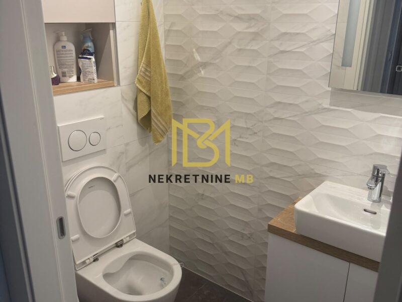 Prodajemo trosoban namješten stan u novogradnji, površine 88 m2