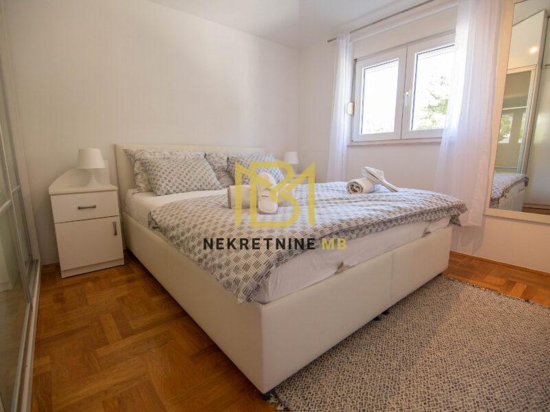 Ekskluzivno prodajemo u blizini hotela Le Meridian Lav 2-s stan 70m2, PM 13m2+sprema 6m2