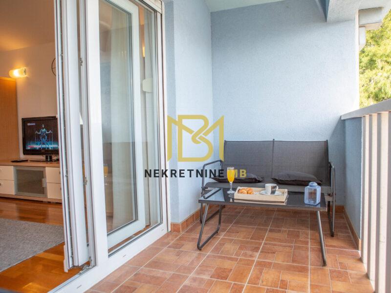 Ekskluzivno prodajemo u blizini hotela Le Meridian Lav 2-s stan 70m2, PM 13m2+sprema 6m2
